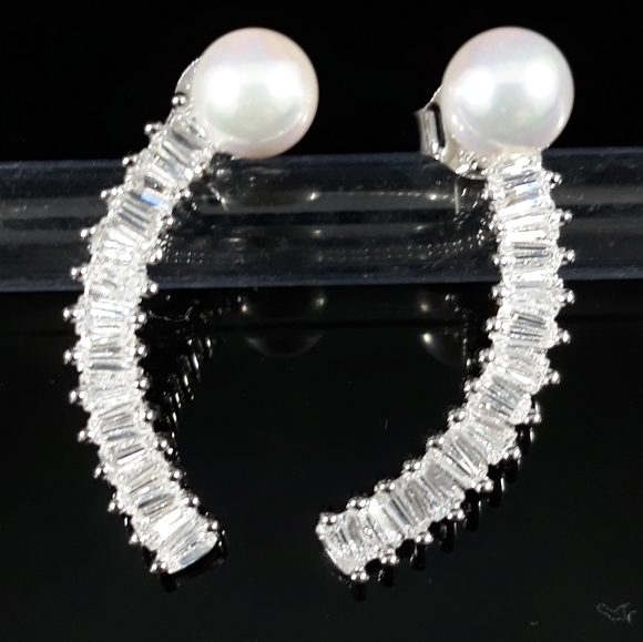 Convertible Cubic Zirconia and Pearl Earrings - Picture 2 of 6